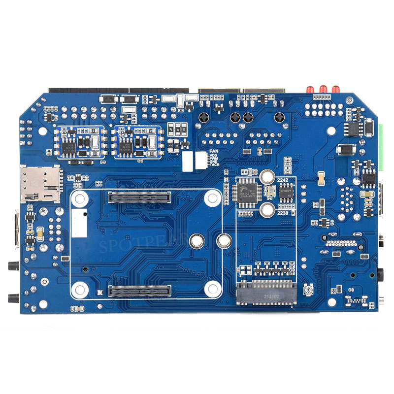Raspberry Pi CM5 Gigabit 2.5G Dual Ethernet Port Industrial Computer with RJ45 4K Output